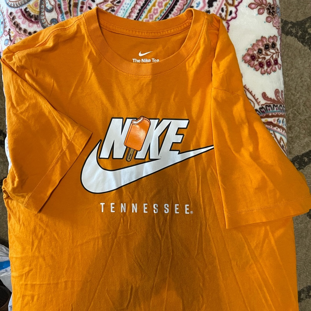 Nike Orange Short Sleeve Tee